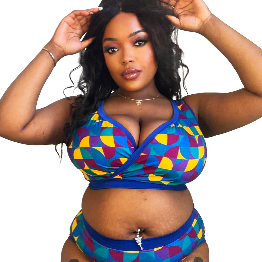 Laura wearing a supportive non-wired cotton bra and briefs.